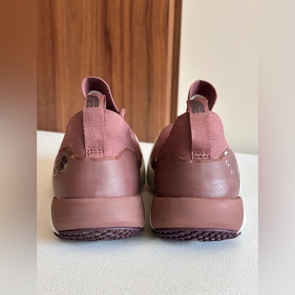 Oscilate Marron Purple-root Brown Womens The North Face Sneakers Size 7.5 - Picture 4 of 15